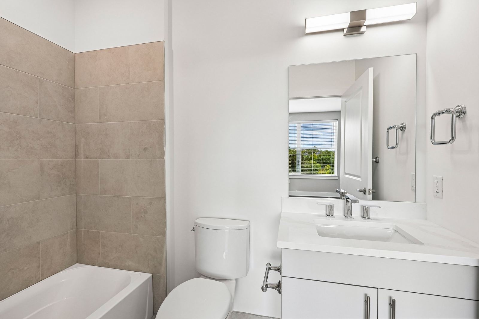 Meridia Pompton Lakes apartment bedroom with spacious layout