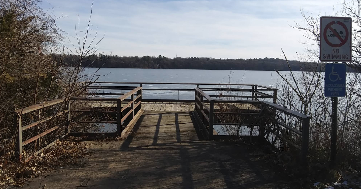 Lakeside Park on Pompton Lake — waterfront park rated 4.9 stars, 580 Lakeside Ave, Pompton Lakes NJ, kayak launch and fishing pier near Meridia apartments